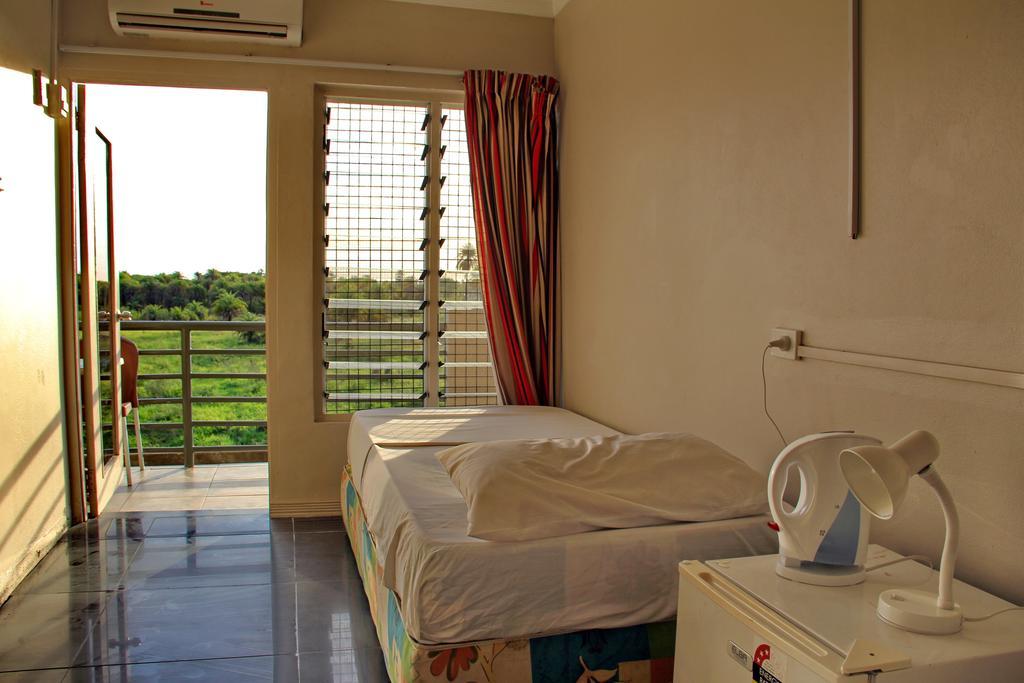 Tropic Of Capricorn Hotel Nadi Exterior foto